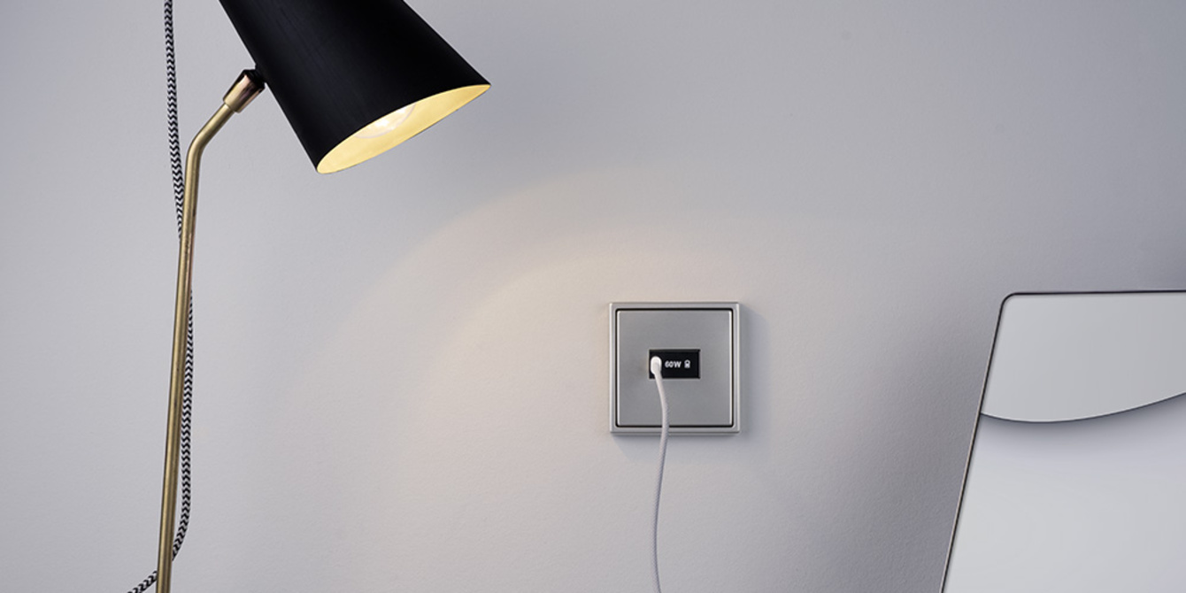 Ladegerät USB PD 60 bei F + S Fernmelde- und Sicherungsmontagen GmbH in Güstrow